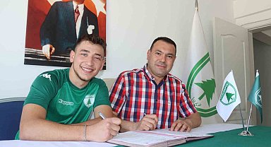 Muğlaspor 19 yaşındaki genç golcü ile yeniden anlaşmaya vardı