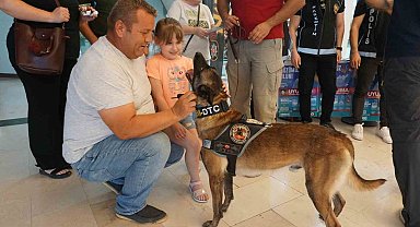 Narkotik köpeği 'Kongar' ilgi odağı oldu