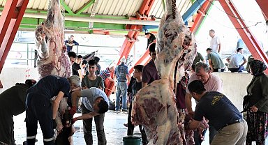 Osmangazi'de hijyenik kurban kesimi