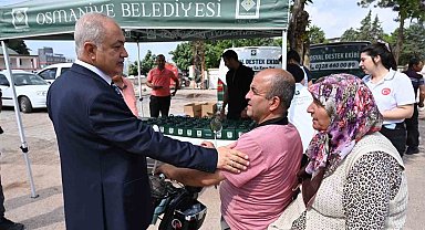 Osmaniye Belediyesinden, mezarlık ziyaretine gelenlere ikram
