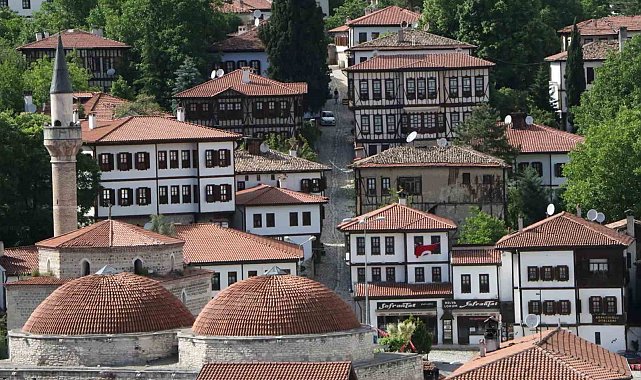 Osmanlı kenti Safranbolu çifte bayram yapacak
