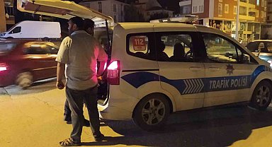 Otomobile çarpan motosikletin sürücü yaralandı