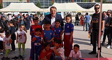 "Babafest" etkinliğinde babalar ve çocuklar eğlendi