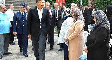 "Kurumlarımızla bayramda da görevimizin başındayız"