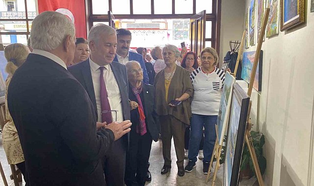 Ressamlar sergi açtı
