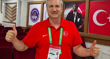 Sakarya hentbolu şampiyon hocaya emanet