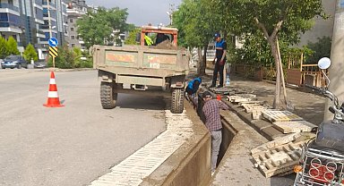 Salihli'de yağmursuyu ızgaraları temizlendi