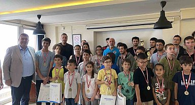 Seferihisar'da yaza satrançla merhaba