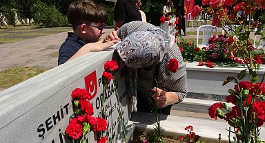 Şehit aileleri duygulandırdı: "Evlat acısı zor, manevi duygular bizi ayakta tutuyor"