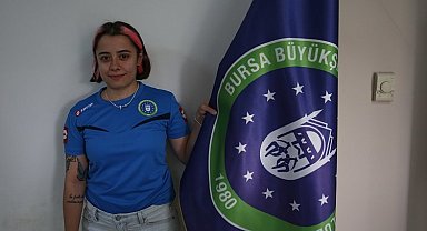 Simay Kulakçeken yuvaya döndü