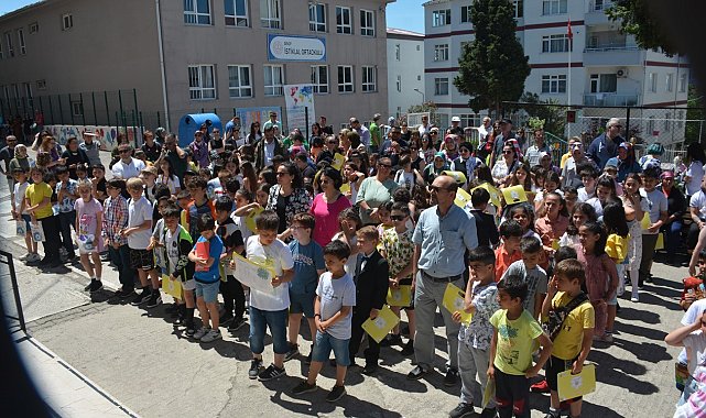 Sinop'ta öğrencilerin karne heyecanı