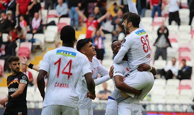 Sivasspor evinde daha başarılı