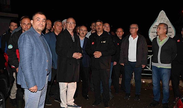 Su baskını yaşayan Akhisar'da ekiplerin çalışması takdir topladı
