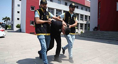 Taktıkları kaskın izini süren polis, gasp şüphelilerini yakaladı