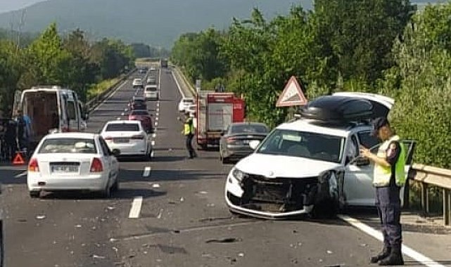 Tali yoldan çıkan otomobile çarptı: 4 yaralı