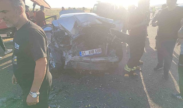 Tali yoldan çıkan traktör ile otomobil çarpıştı: 1'i çocuk 5 yaralı