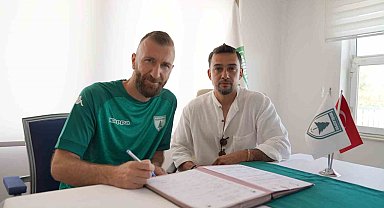 Tecrübeli savunma oyuncusu Muğlaspor'da