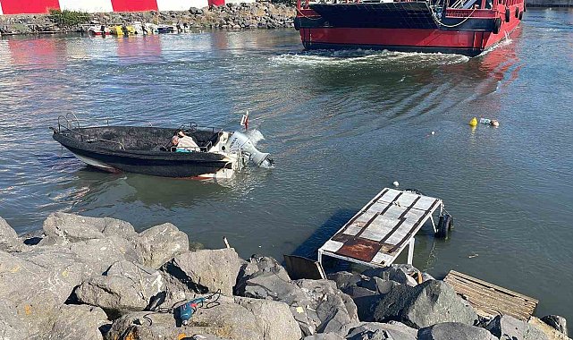 Tekirdağ'da iki tekne alev alev yandı, 1 kişi yaralandı