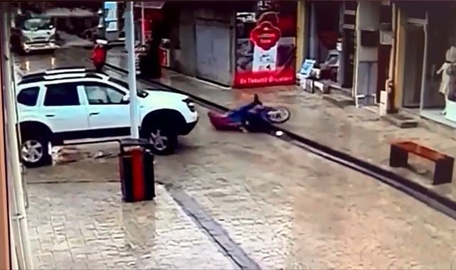 Trafiğe kapalı caddede trafik kazası