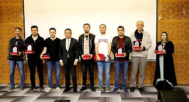 Türkiye finallerinde dereceye giren öğrenciler ödüllerine kavuştu