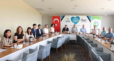 Ünlü Japon yer bilimci afetlere karşı alınabilecek önlemler için Kocaeli'ye geldi