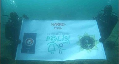 Uyuşturucunun zararlarına deniz altından dikkat çektiler