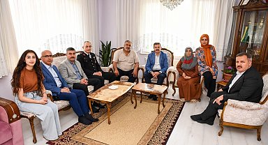 Vali Ergün'den şehit babalarına ziyaret