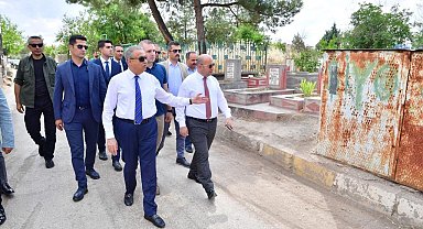 Vali Su, Kurban Bayramı öncesi mezarlıklarda incelemede bulundu