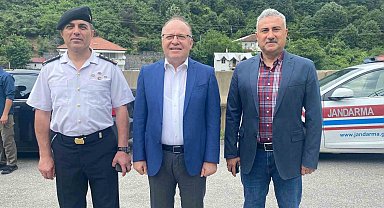 Valinin durdurduğu aracın sürücüsüne 777 lira ceza