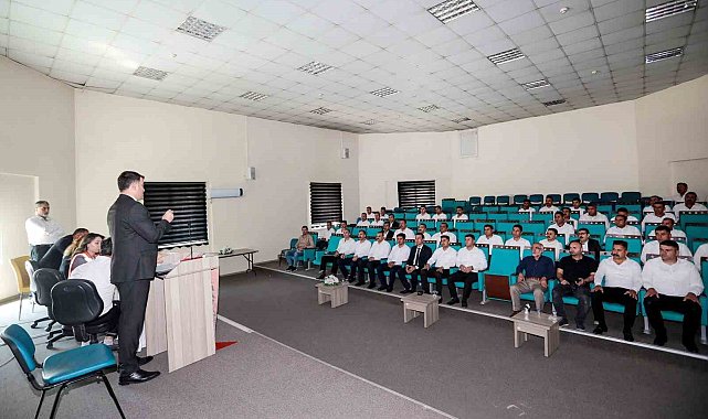 Van'da otobüs şoförlerine iş sağlığı ve güvenliği eğitimi verildi
