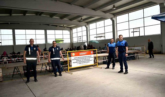 Vatandaşa kötü davranan pazarcının tezgahı kapatıldı