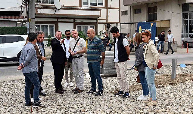 Yalova Belediyesi'nden Dörtyol'da yol genişletme çalışması