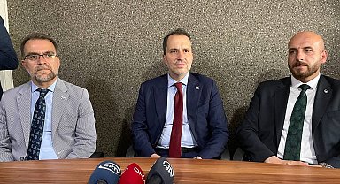 Yeniden Refah Partisi Genel Başkanı Erbakan: "Faizden kurtulmanın yolu borçlanmanın önlenmesidir"