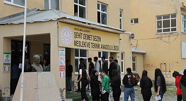 YKS'de ikinci oturum başladı