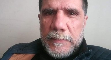 Zeytinburnu'nda taksi şoförü aracının içine ölü bulundu