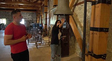 Zile kent müzesinde bulunan 121 yıllık çan dikkat çekiyor