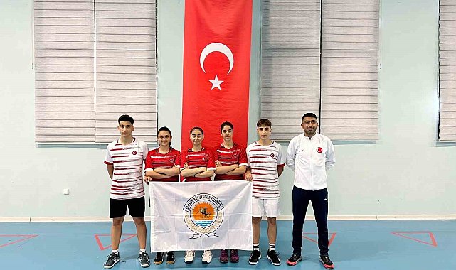 30 günde 5 şampiyonadan 24 madalya kazandılar