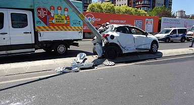 Ataşehir'de kırmızı ışık ihlali kazası: 1 yaralı