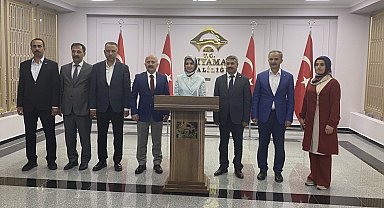 Bakan Mahinur Özdemir, bir dizi temaslarda bulunmak üzere Adıyaman'a geldi