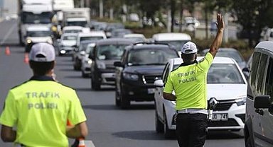 Bakan Yerlikaya'dan trafikte 'hız' uyarısı!