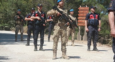 Balıkesir'de komandolar Kaz Dağları'nı yangınlara karşı koruyor