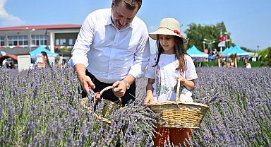 Başkan Yılmaz BAÇEM'de hasat yaptı