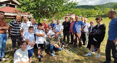 Bayramlarda yüzyıllık gelenekler zamana direniyor