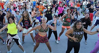 Beylikdüzü'nde Yaşam Vadisi'nde zumbalı şenlik