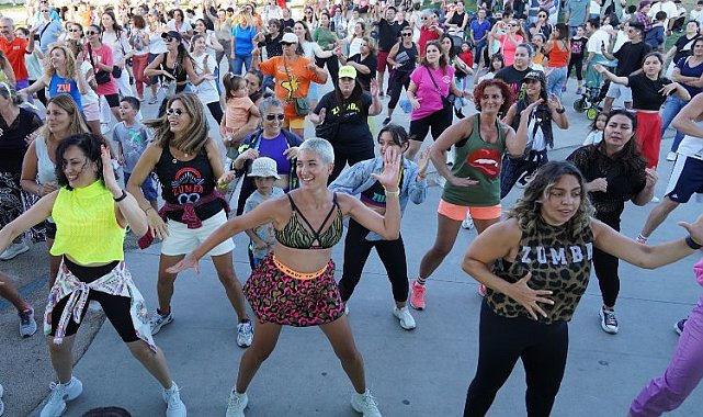 Beylikdüzü'nde Yaşam Vadisi'nde zumbalı şenlik