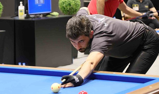 Bilardo şampiyonasında 3. oldu