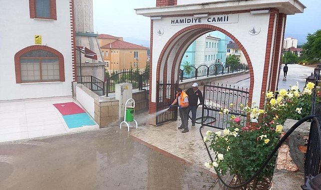 Bilecik'te cadde ve sokaklarda bayram sonrası temizliği yapıldı