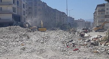 Bilinçsiz kaldırılan enkazlar Hatay'da eziyete dönüşüyor