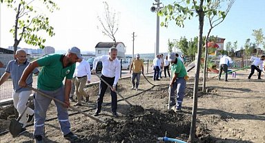 Bursa İnegöl'de 600'ncü fidan 15 Temmuz şehitlerine dikildi