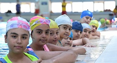 Bursa Osmangazi havuzları cıvıl cıvıl